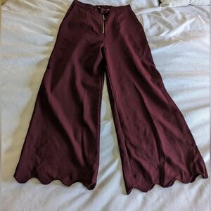Burgundy wide-leg scalloped trouser Marigold par Marilyne Baril